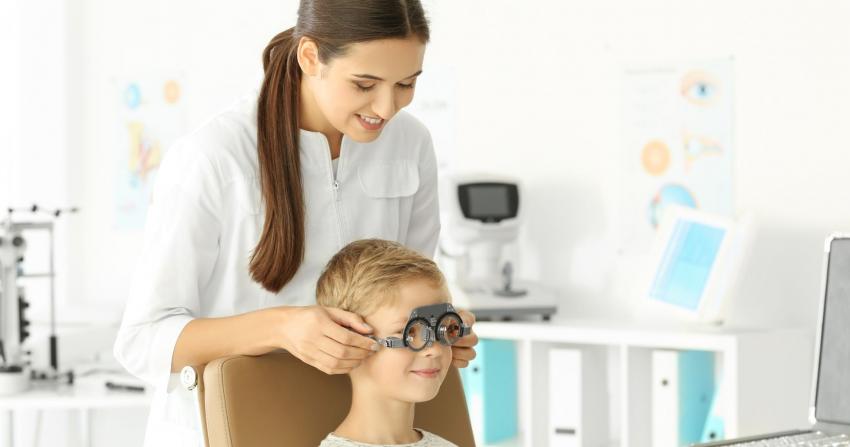Koraszülött baba látássérülése - a látás agyi feldolgozásának zavara (CVI)
